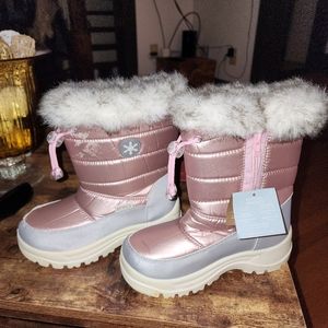 Apres Girls' Winter Boots